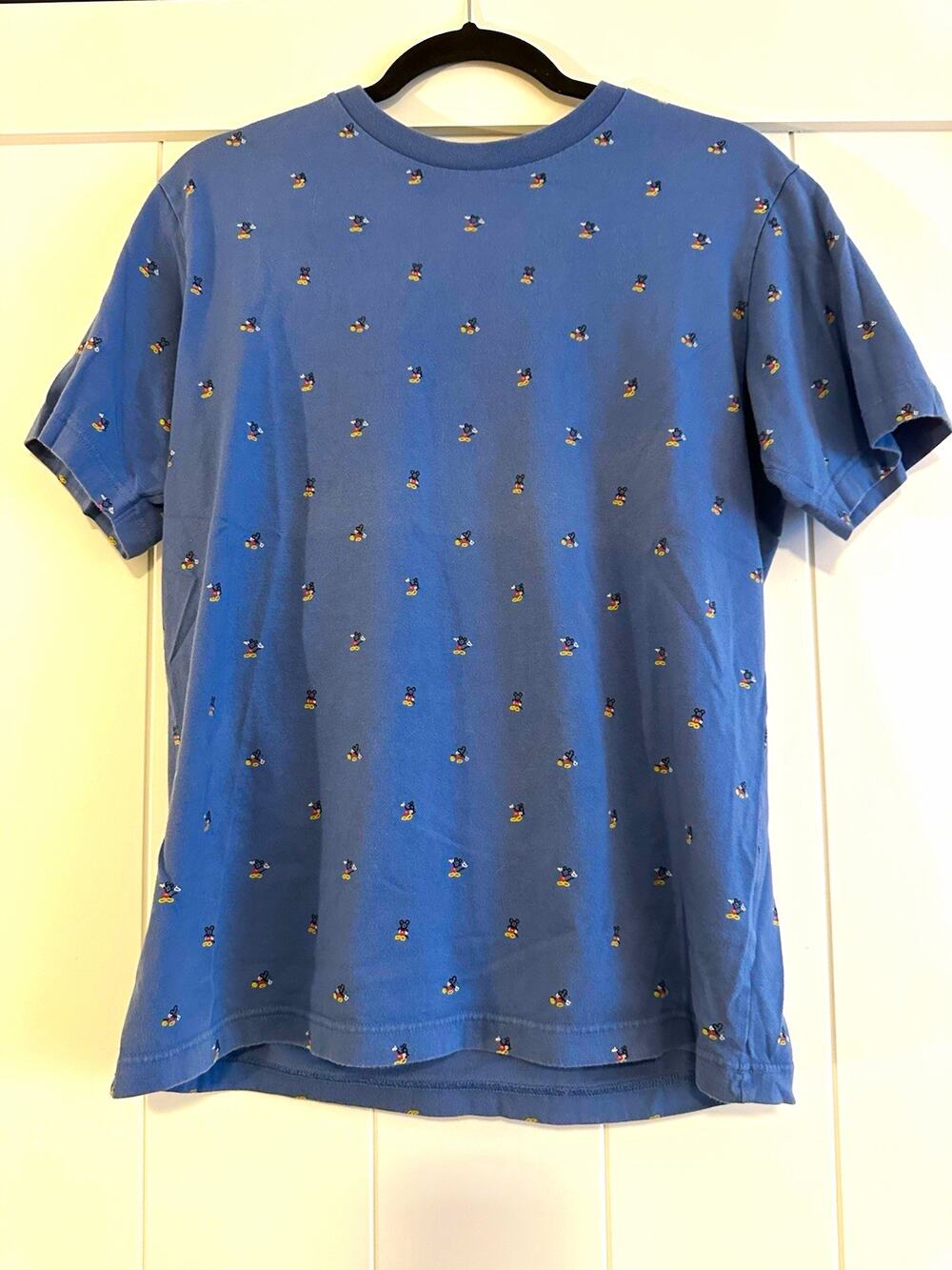 UT Uniqlo Disney Mickey Mouse Blue All-Over Print Short Sleeve Crewneck Tee